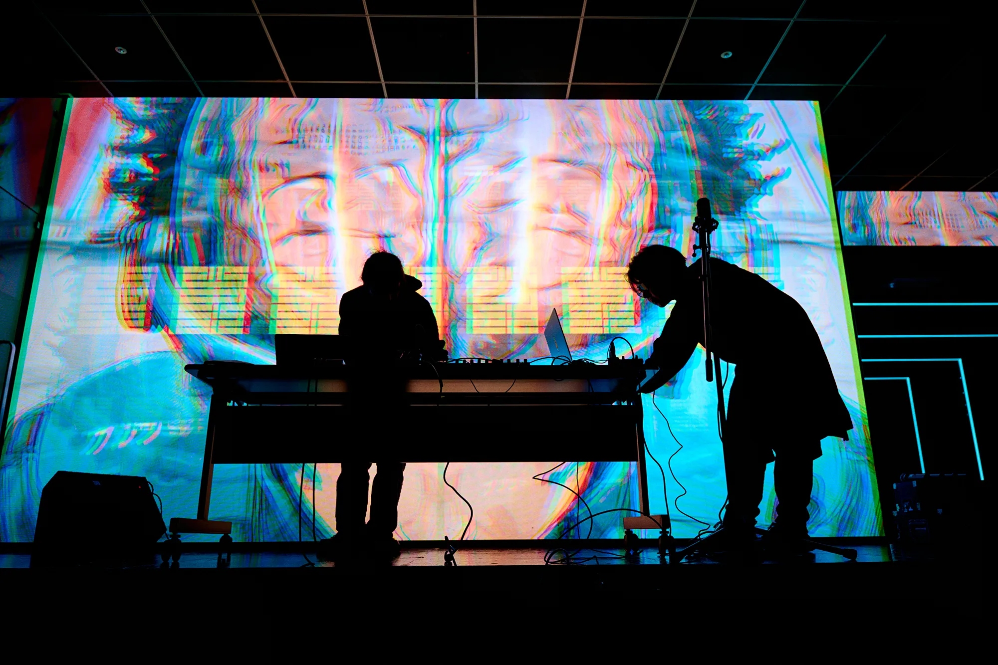 AI Artist aratama 璞｜Hypergeek #14